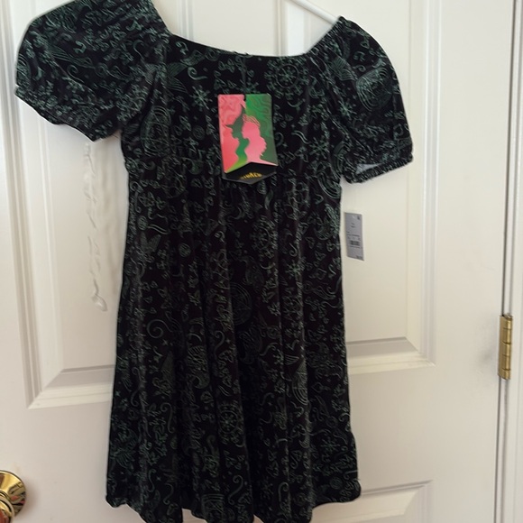 Nwt Wicked Elphaba Girls Dress Black Green Velvet Feel Size M 8 - Picture 1 of 3